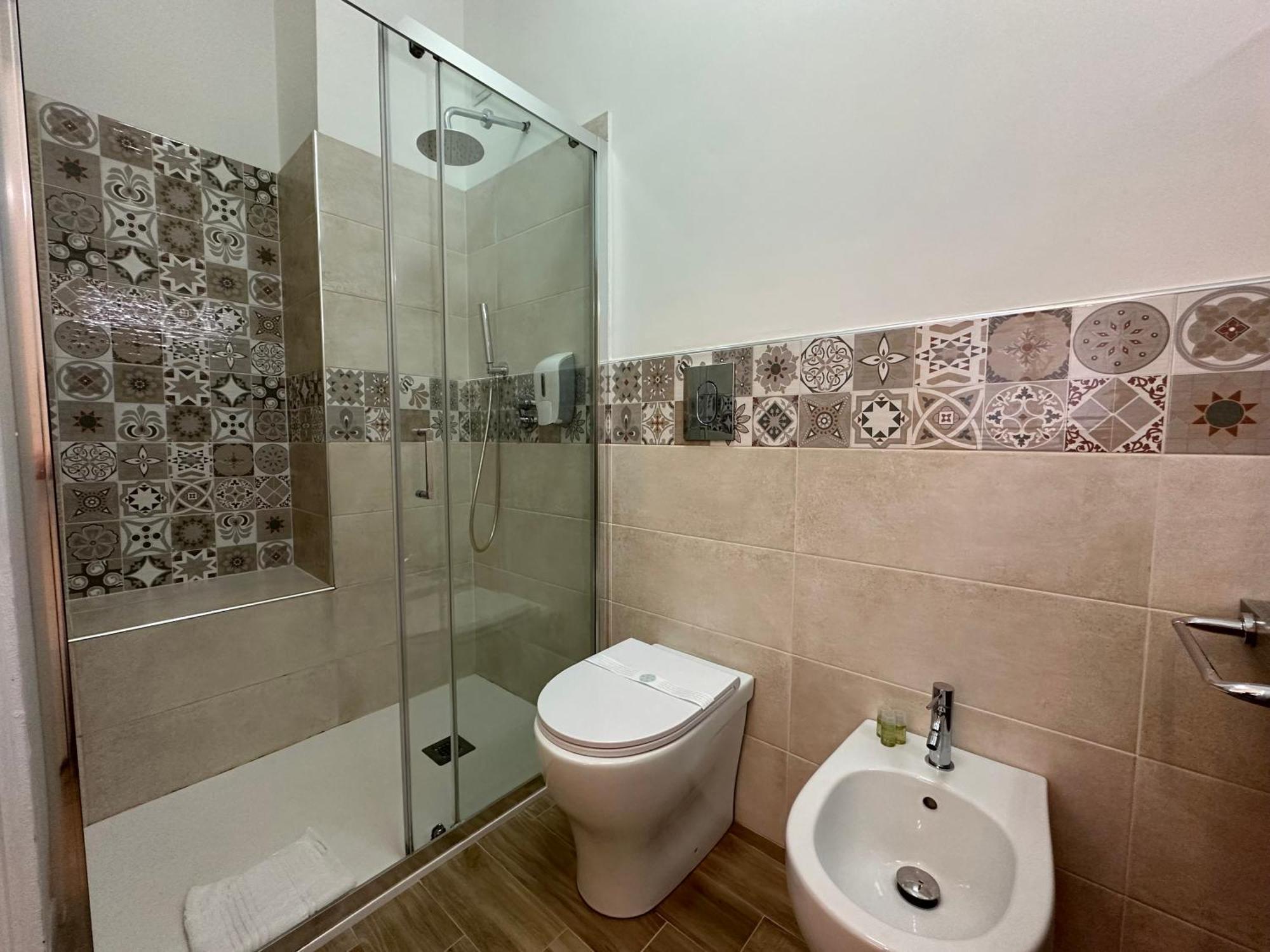 Ng Guest House L'Acquedotto Olbia Exteriör bild