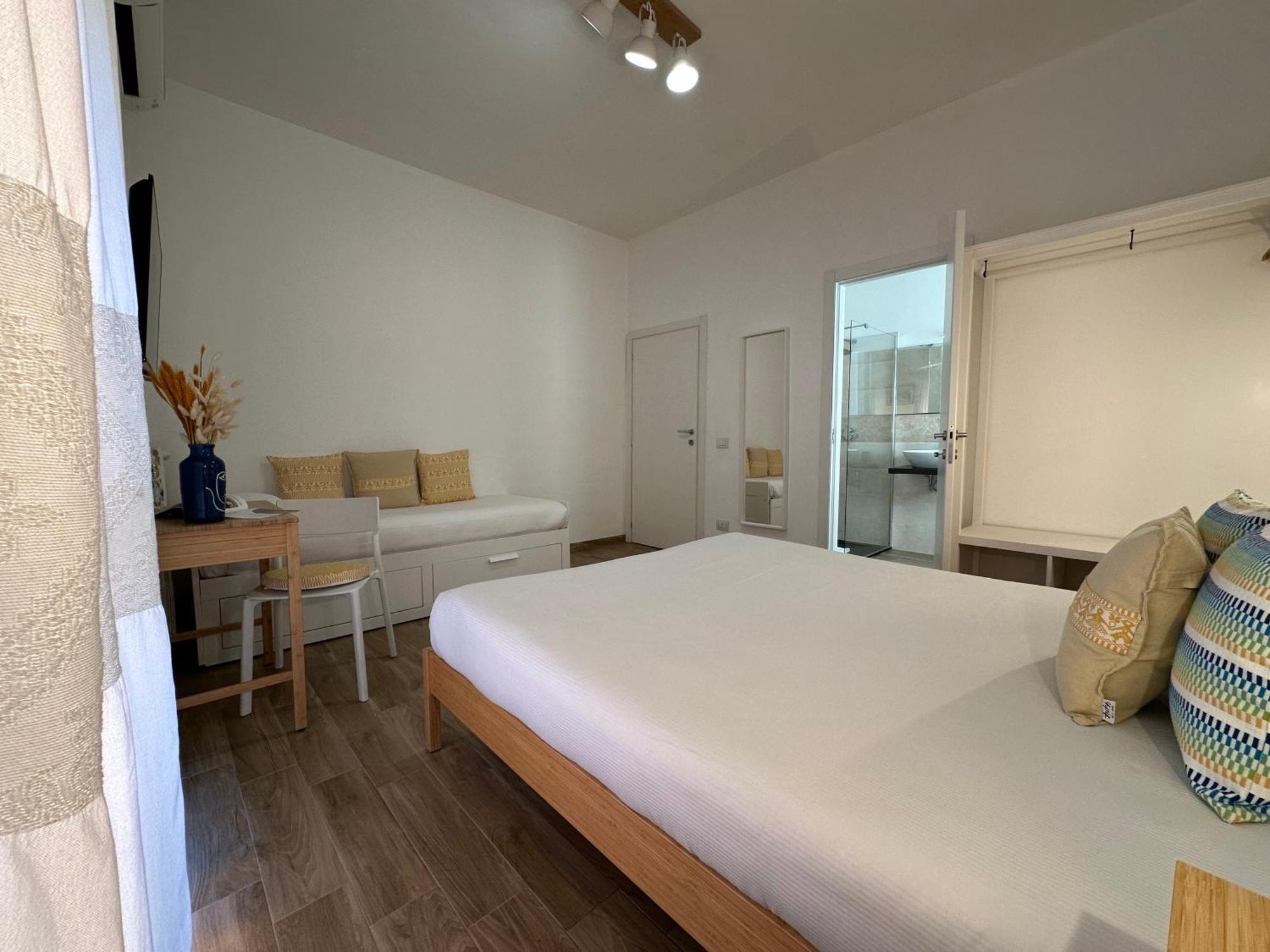Ng Guest House L'Acquedotto Olbia Exteriör bild